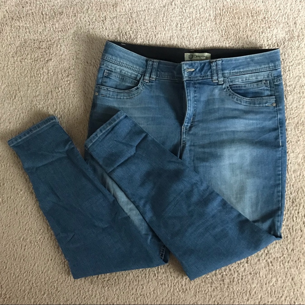 Democracy AB Solution Light Wash Jeans